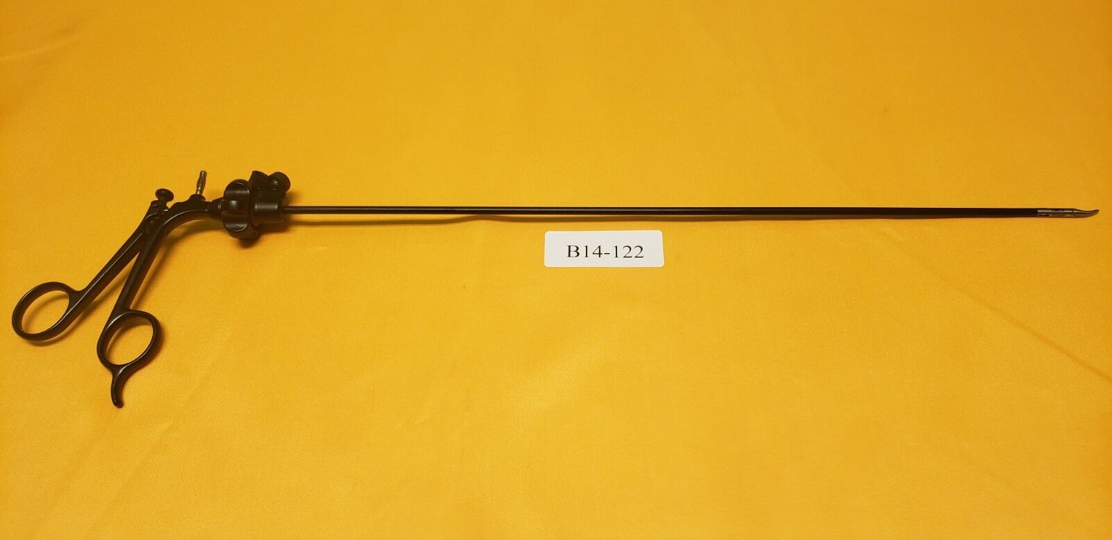 Stryker 250-080-595 Monopolar Maryland Forceps 5mmx45cm Rotating Shaft