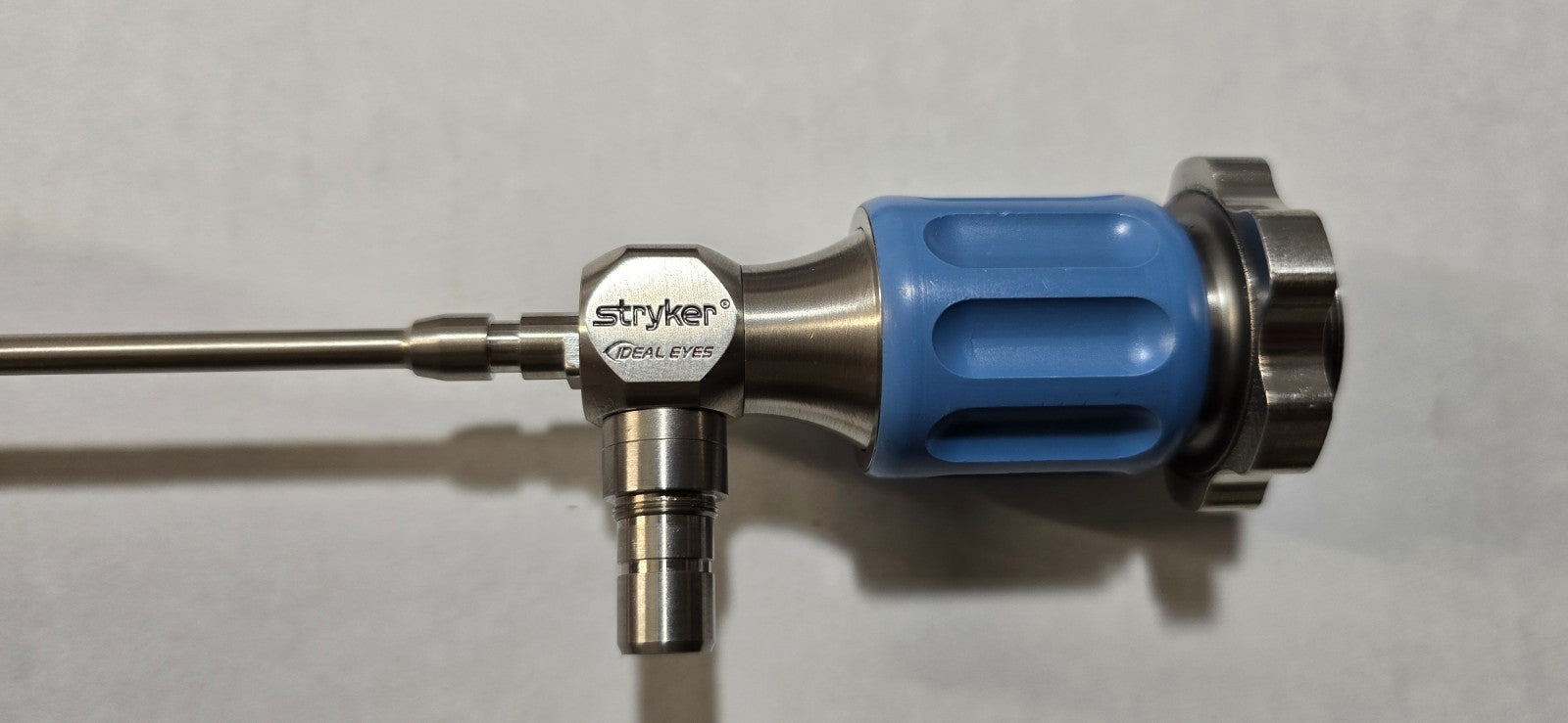 Stryker Arthroscope 4.0mm x 30° Speed Lock C-Mount  & Fiber Optic Cable