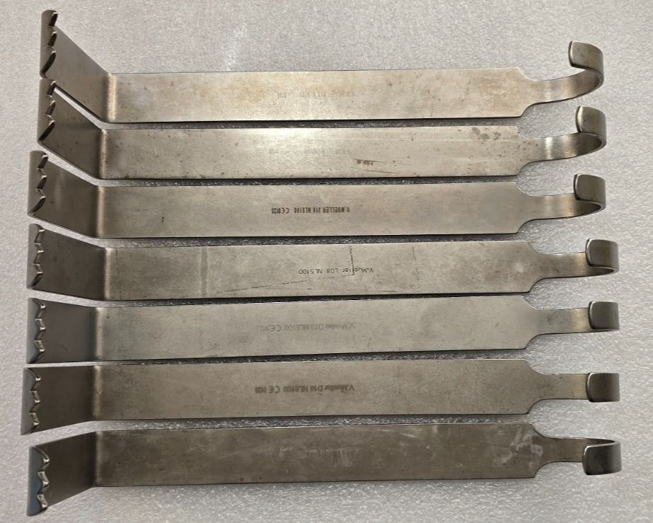 V.Mueller  NL5100 Hibbs Retractor  9 1/8" x 1" x 3" Size Orthopedic Instruments