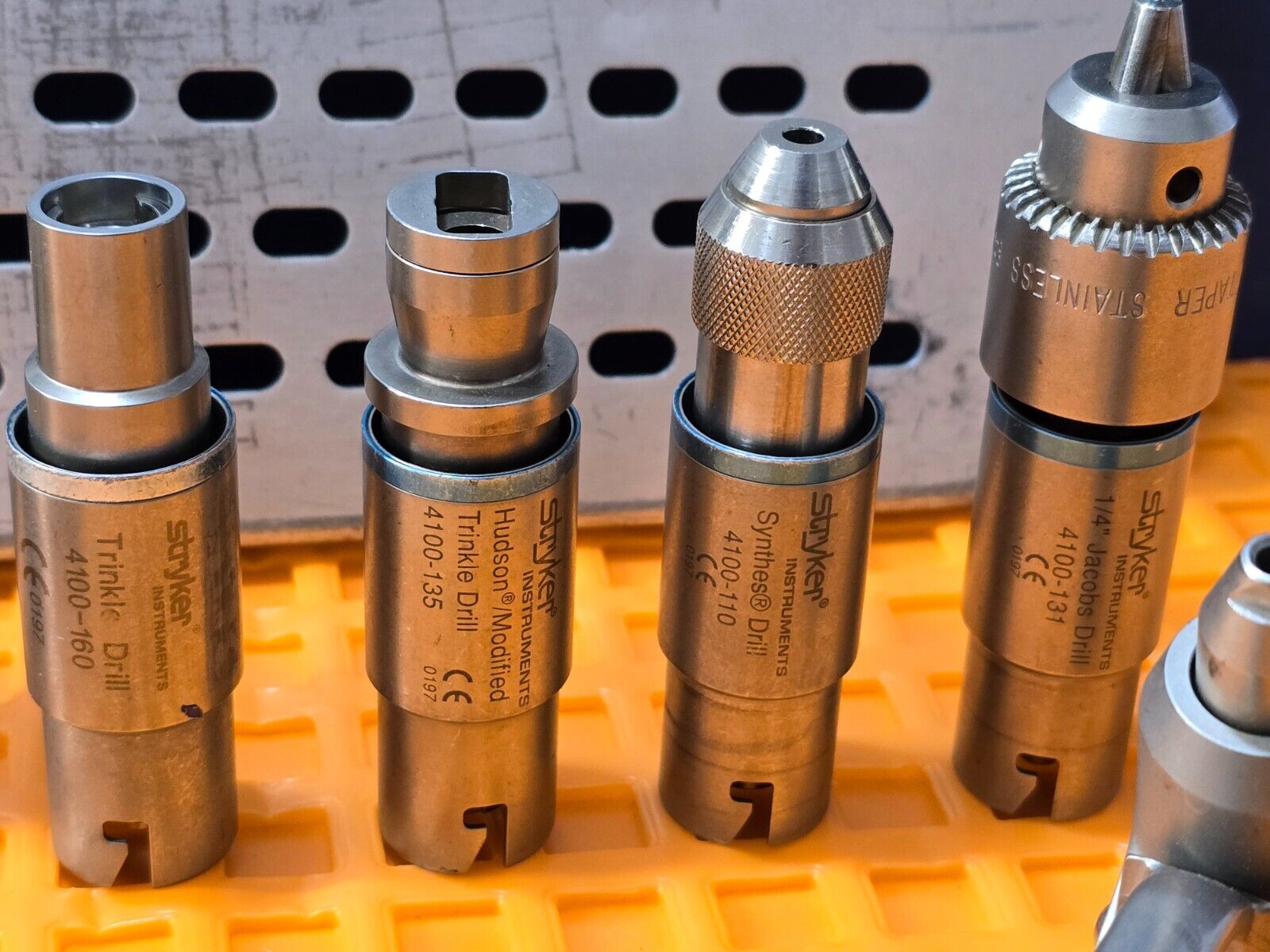 Stryker4100 Cordless Driver Set with 4212 Battery & Sterilization Box