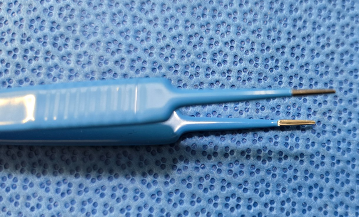 Turtle Surgical Jeweler Bipolar Forceps 4" Straight Tip with Bipolar Cable