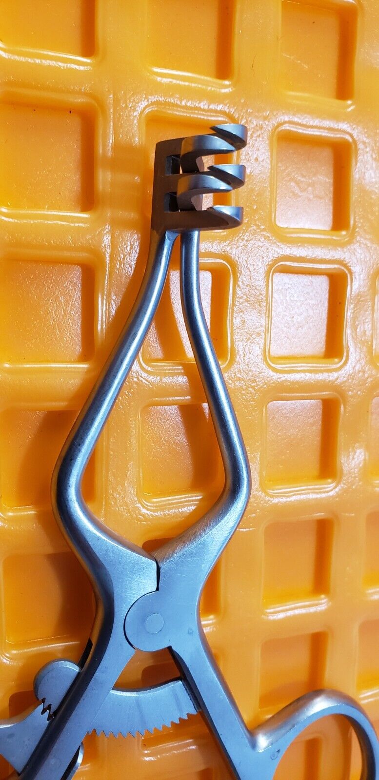 Jarit 204-140 Surgical Weitlaner Retractor 4 3/8" Sharp 2x3 Prongs