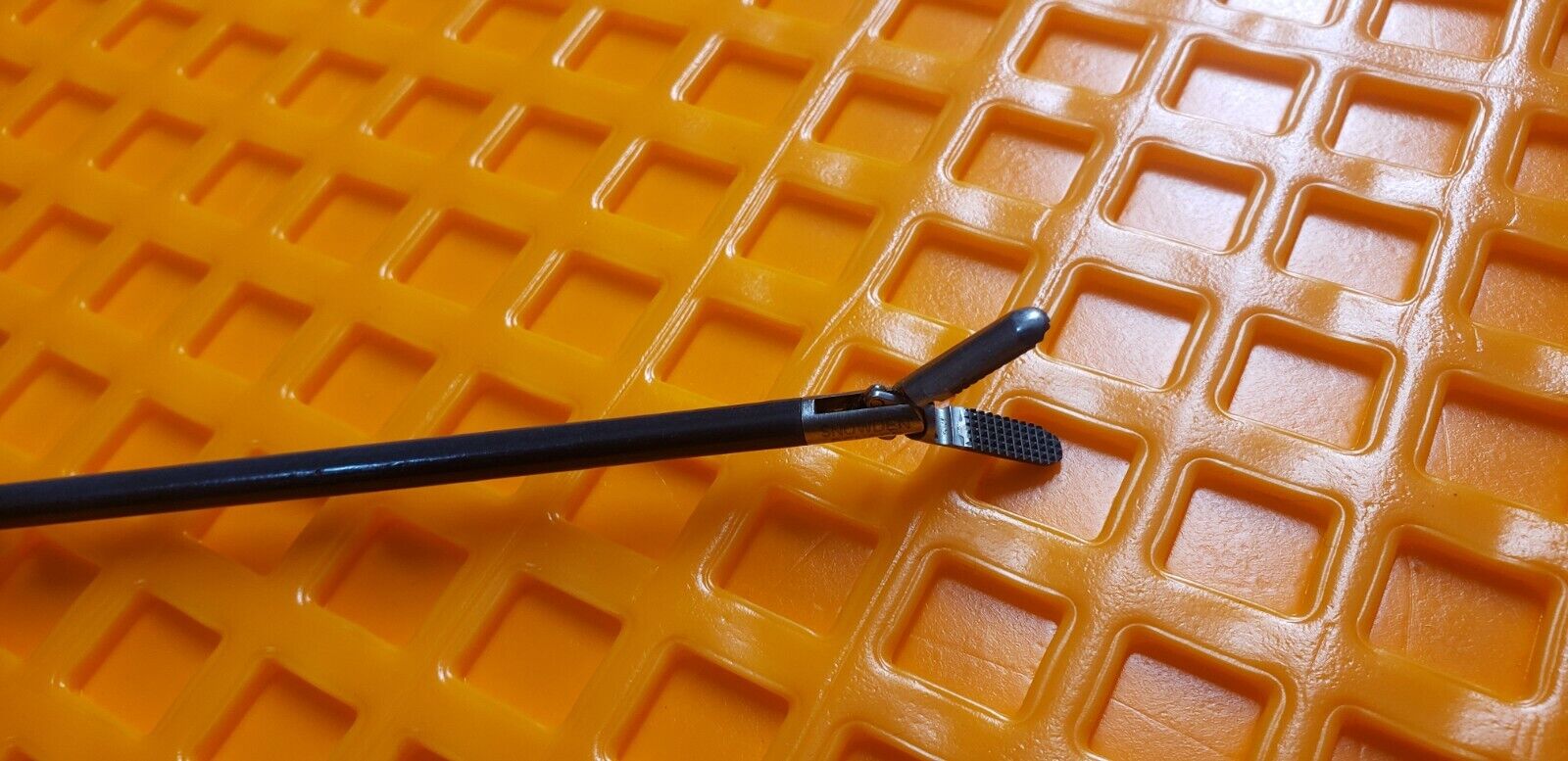 Snowden Pencer 90-6319 Laparoscopic Bullet Nose Forceps 5mmx36cm Diamond Jaw Tip