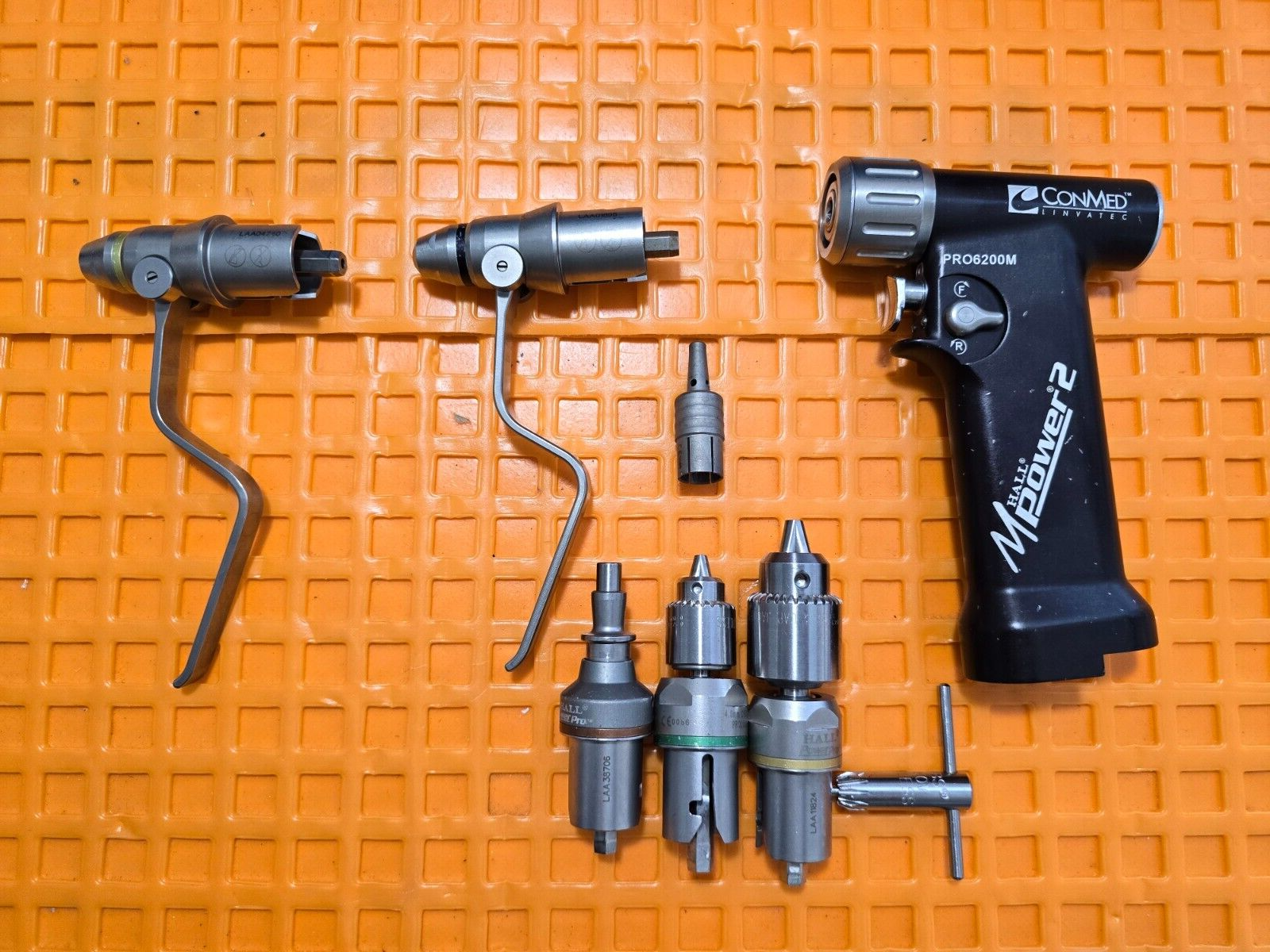 Conmed HALL PRO6200M Power2 Single Triger Hand Piece with Attachments & Tray