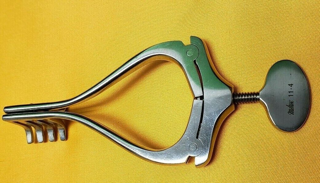 Miltex 11-4 Surgical JANSEN Retractor, 4.5" Spread 3" (4x4 Blunt Prongs)