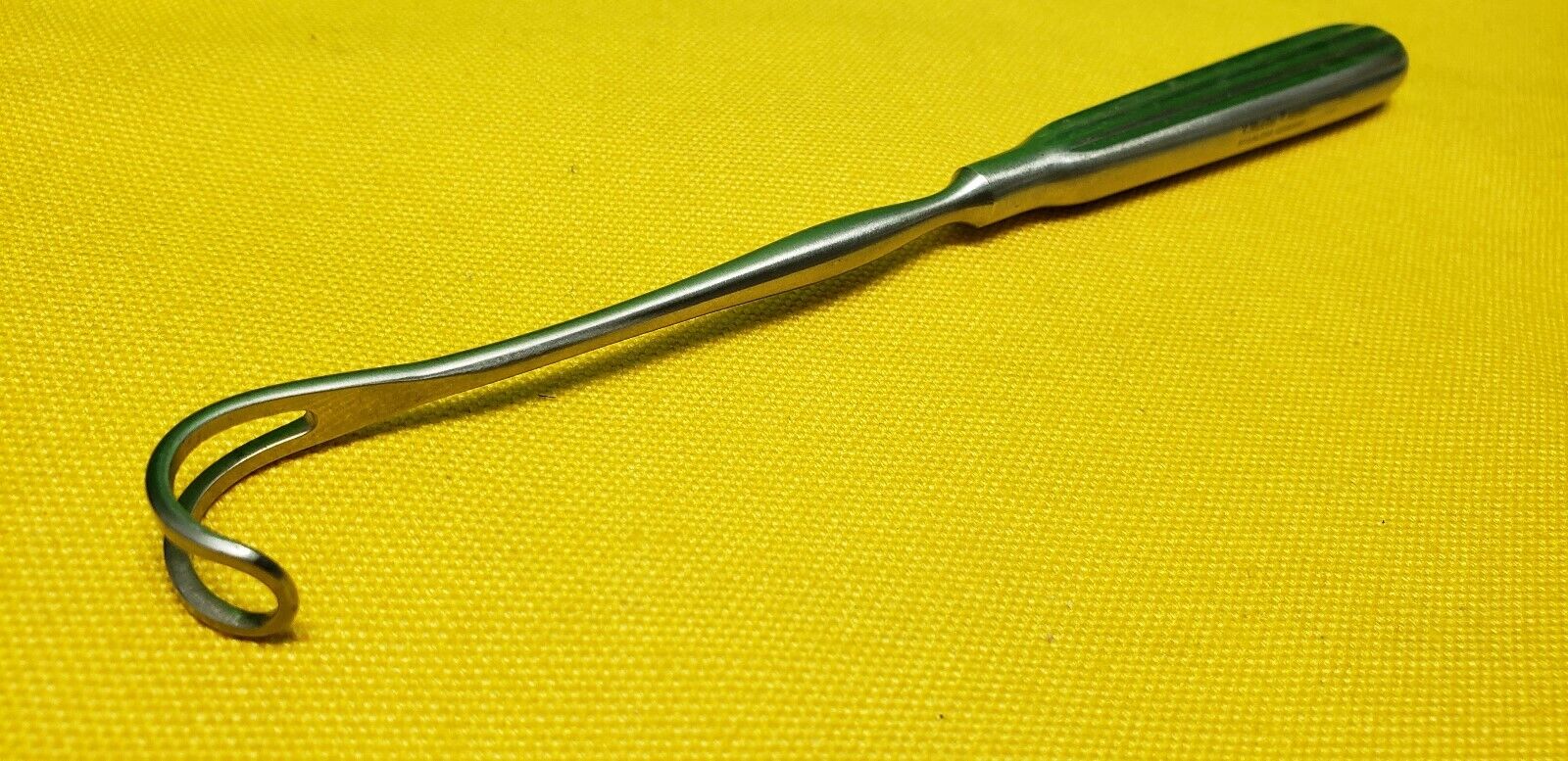 V.Mueller Surgical Thyroid Retractor SU3765