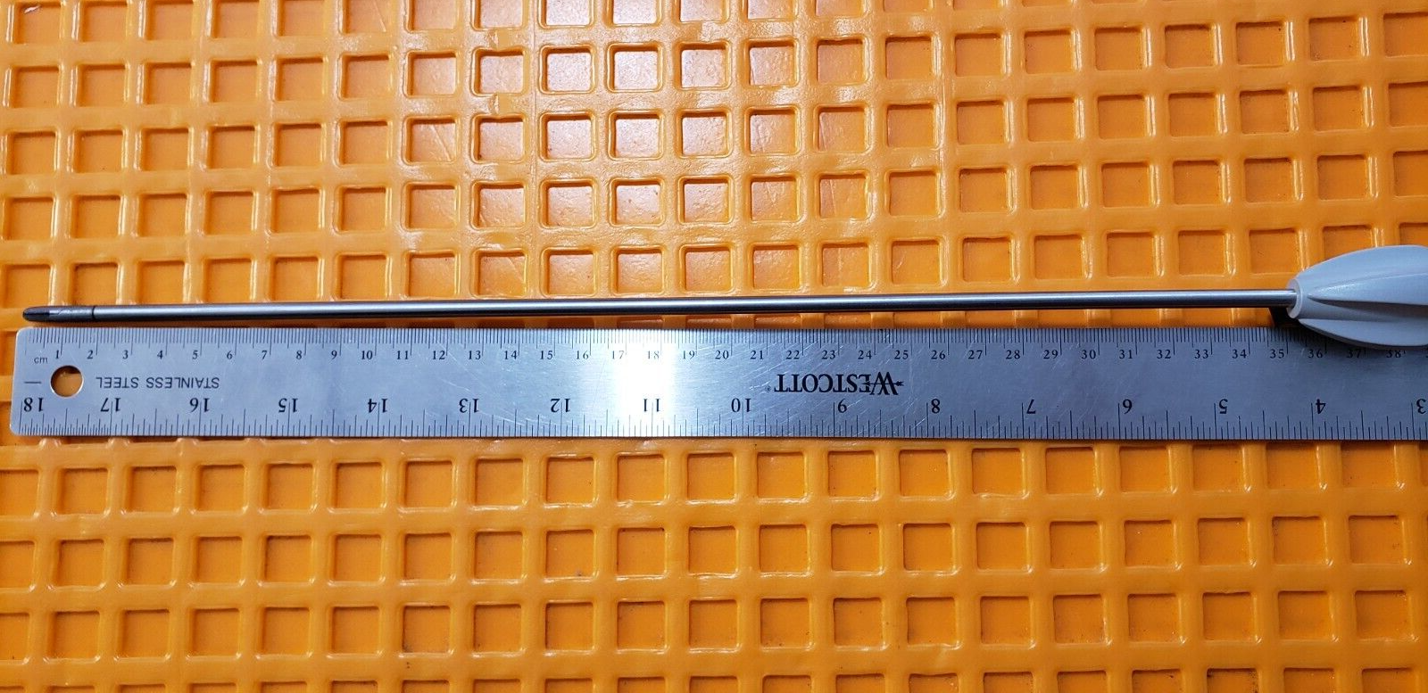 Snowden Pencer 90-8802 Laparoscopic Diamond Jaw Needle Holder 5mmx35cm with Lock