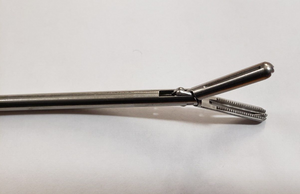 Jarit A625-164 Laparoscopic Hunter Bowel Grasping Forceps 5mmx33cm Rotating