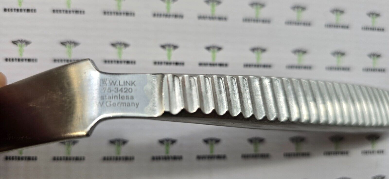 W.LINK 75-3420 Surgical Angled Retractor 15 x 80cm