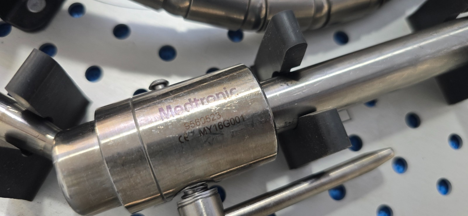 Medtronic Metrx Arm 9560523 Bed Rail Attachment with Tray