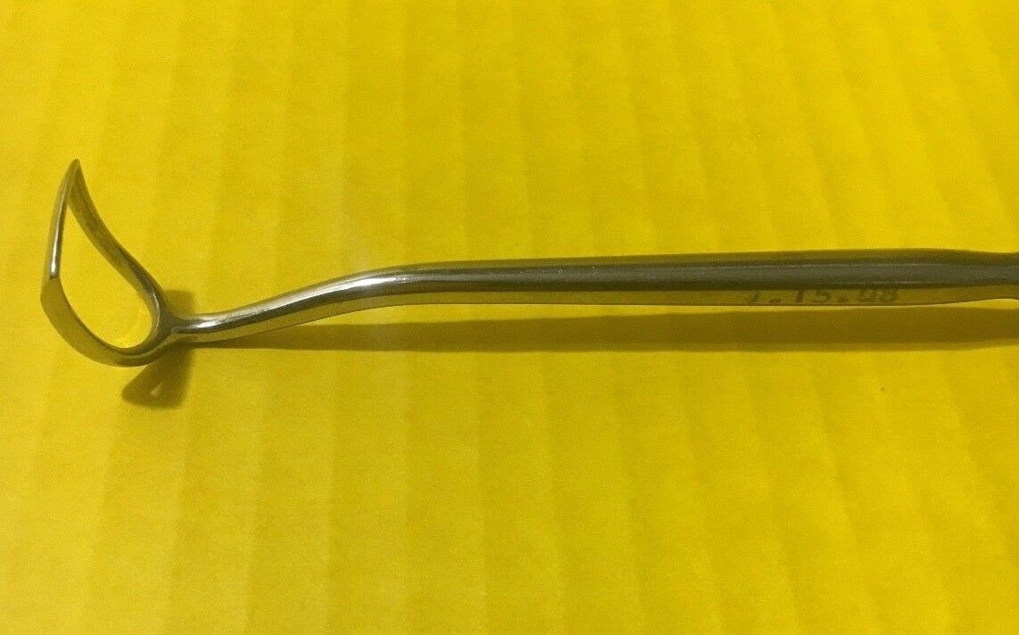 V. Mueller Stubbs Adenoid Curette, Size 1, 14mm REF: RH 4431