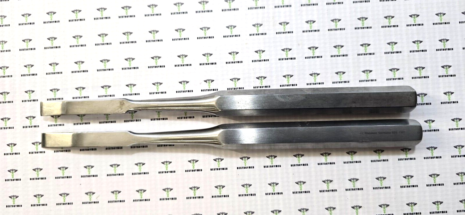 Millennium Surgical Orthopedic Hibbs Spinal Osteotome 3/8"  Wide Curved
