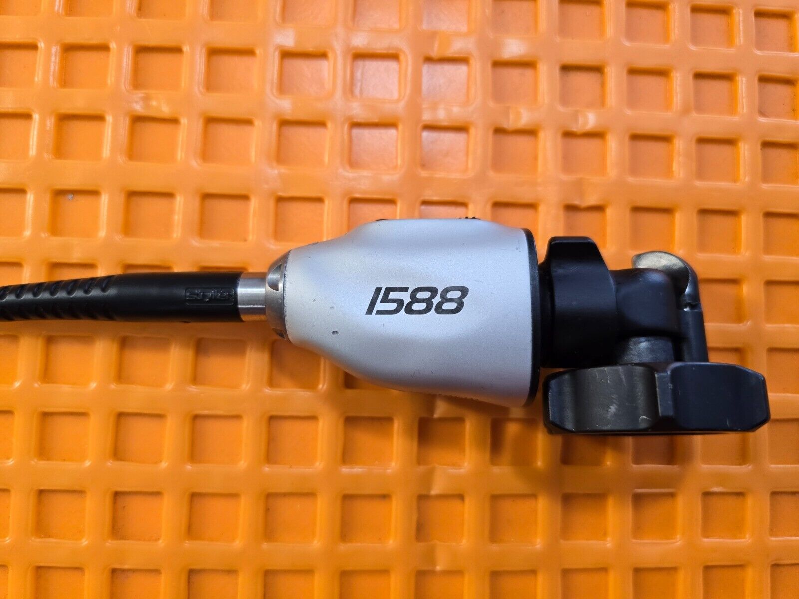 Stryker 1588-310-130  Camera Head with Coupler