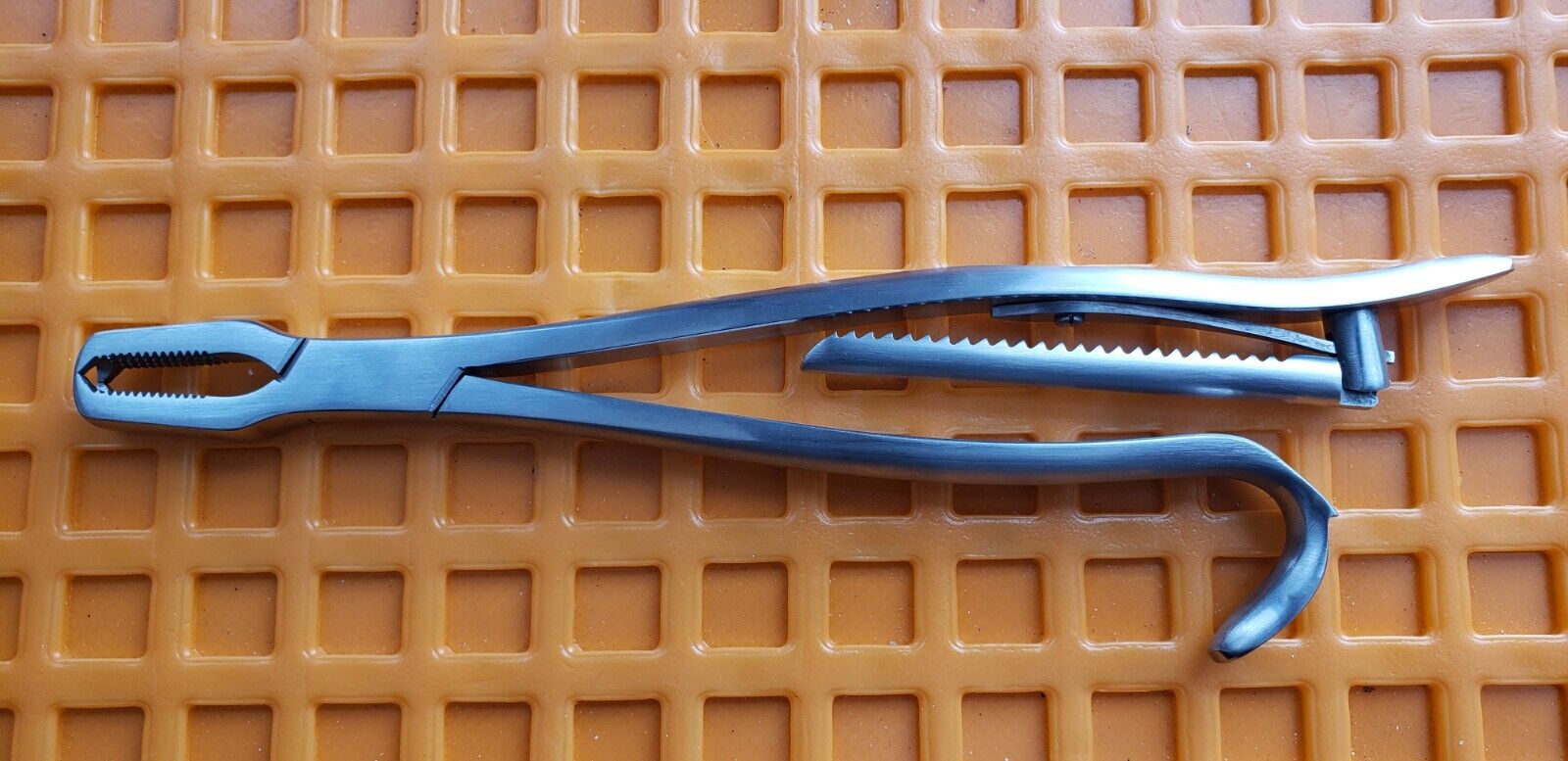 Turtle Surgical Orthopedic KERN Bone Holding Forceps 7.5" W- Ratchet