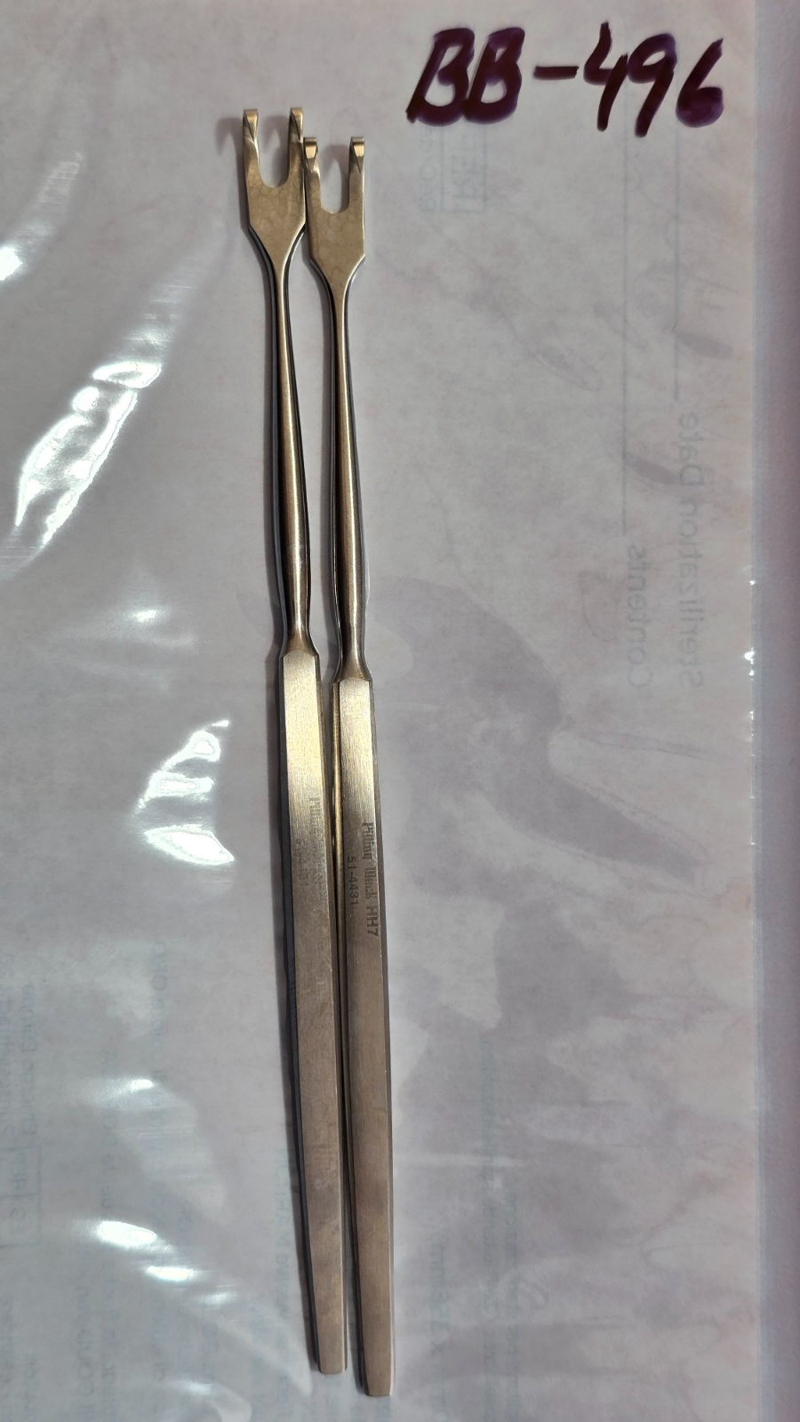 Pilling 51-4431 Surgical Rake Retractor 2 Prongs Sharp.