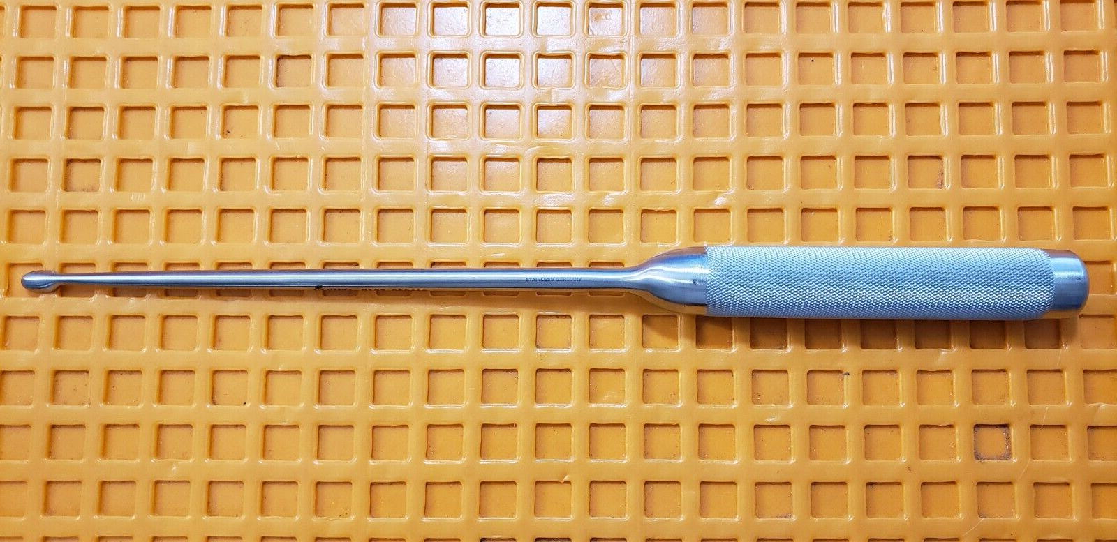 V.Mueller VM81-9123 Surgical Orthopedic Wallie-Heinig Curette 15" Size #3