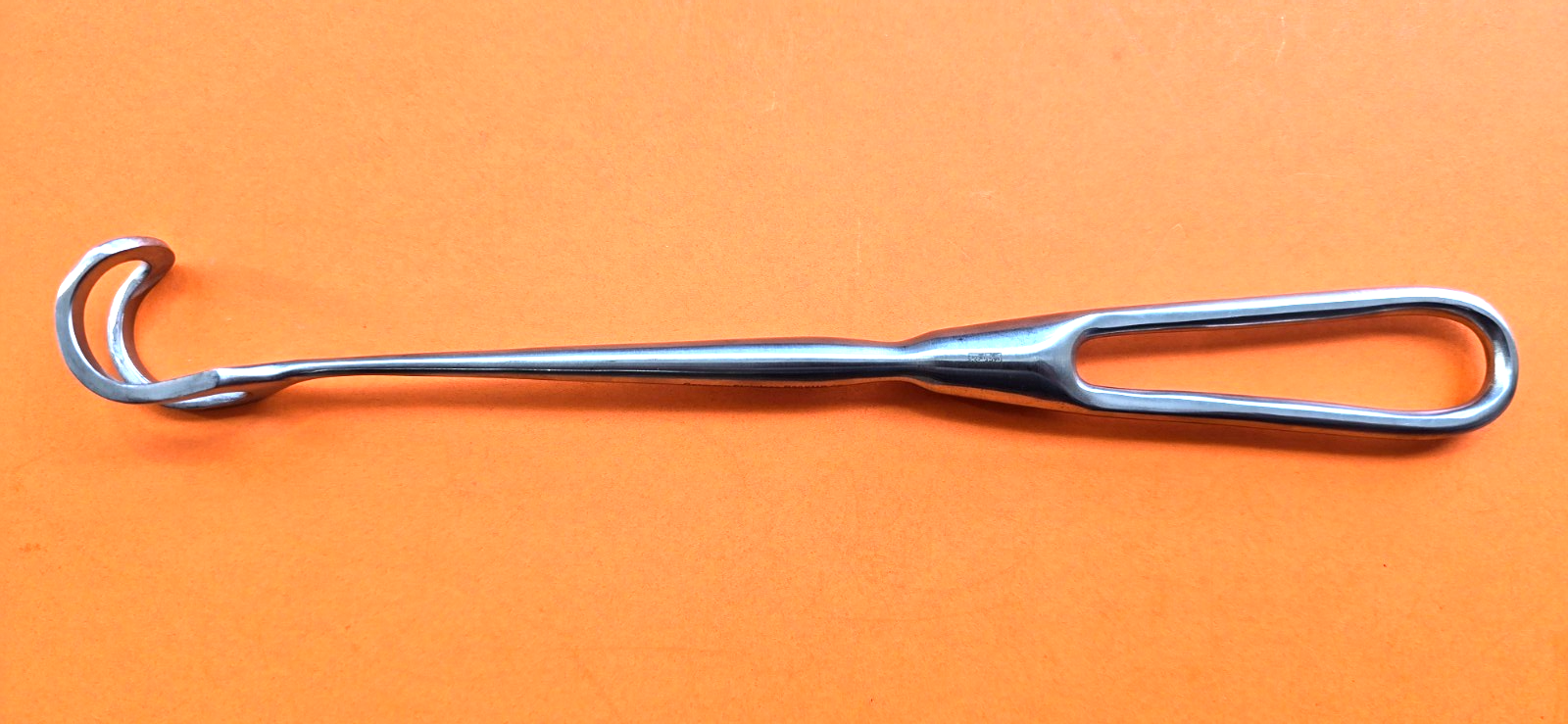 V.Mueller SU 3760 Surgical Green Thyroid Retractor 8.75" Curved