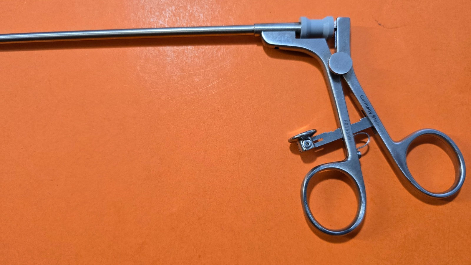 Cabot Medical 004436-902 Grasping Forceps 5mm x 33cm Ratchet handle