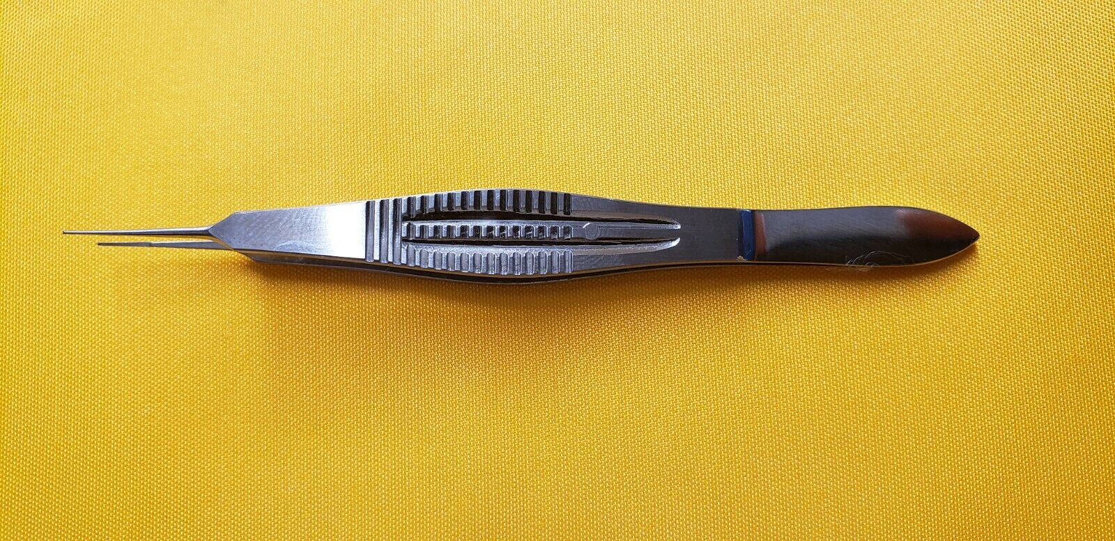 SSI Ultra 60-1631 Surgical Ophthalmic Castroviejo Suturing Forceps 0.3mm Tip