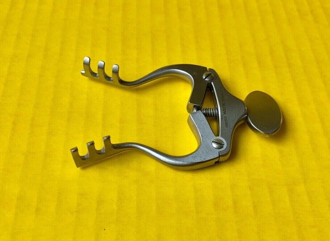 Weck Surgical Jansen Retractor, 3 x 3 Blunt Prongs, 4.5" (LOT of 2) REF: 488200