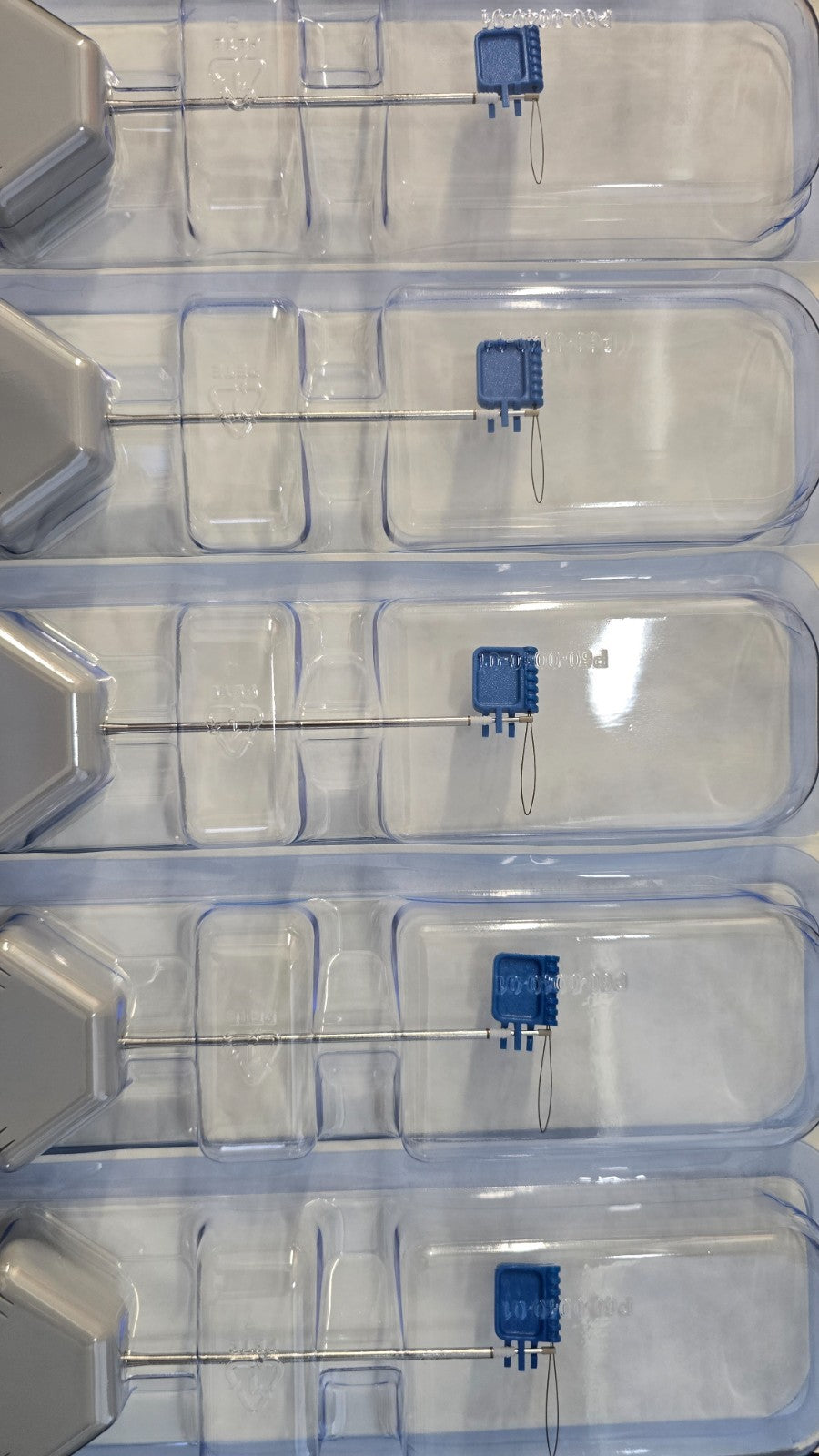 Lot of 5 Units Arthrex Surgical Orthopedic Anchor 2.5 x 8mm , Ref: AR-8 82 5