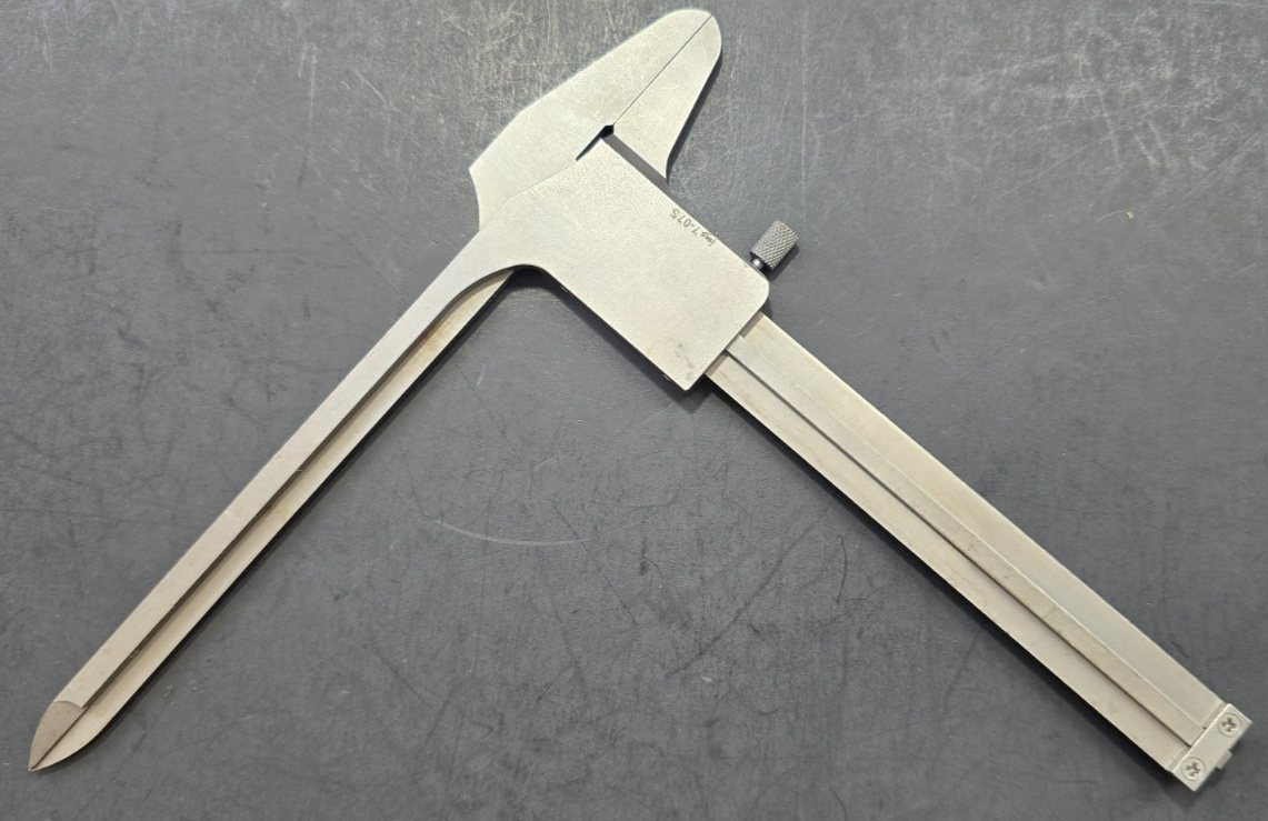 Medtronic 875-530 Surgical Orthopedic Caliper 110mm