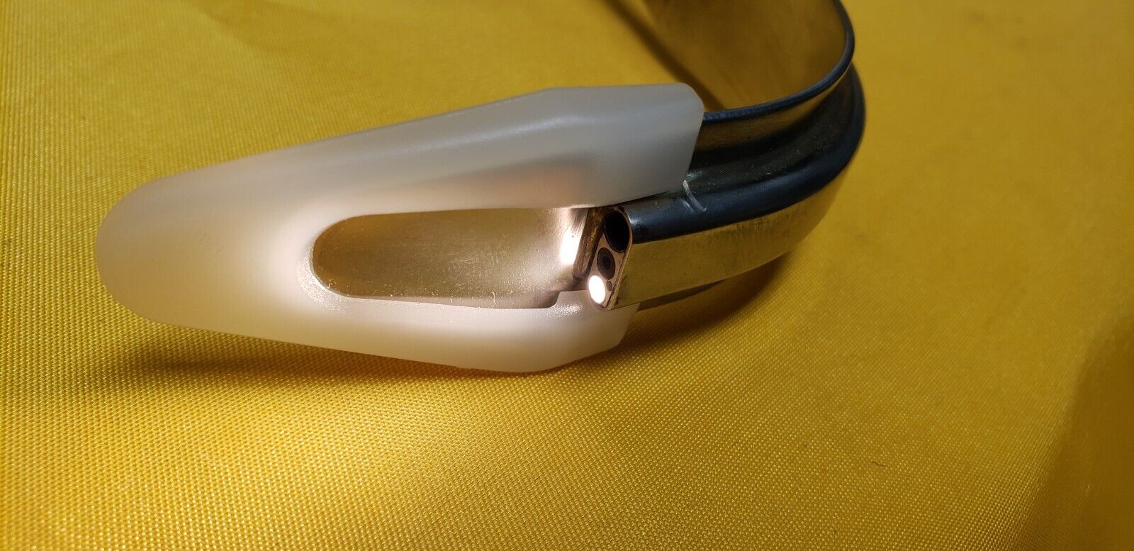 Circon Acmi  Surgical Bullard Laryngoscope Adult LAR-A ,Light Source Fiber Cable