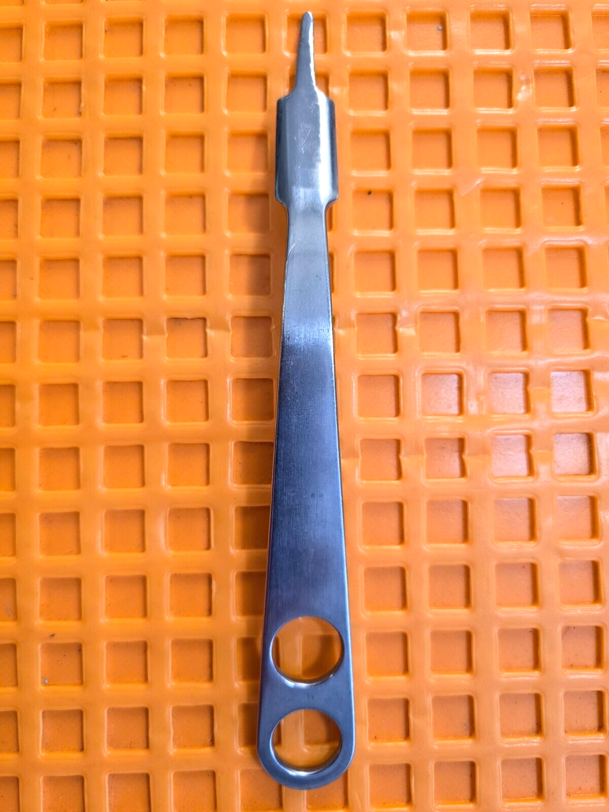 JARIT 225-452 Surgical Orthopedic Hohmann Retractor 9.25" (18mm)