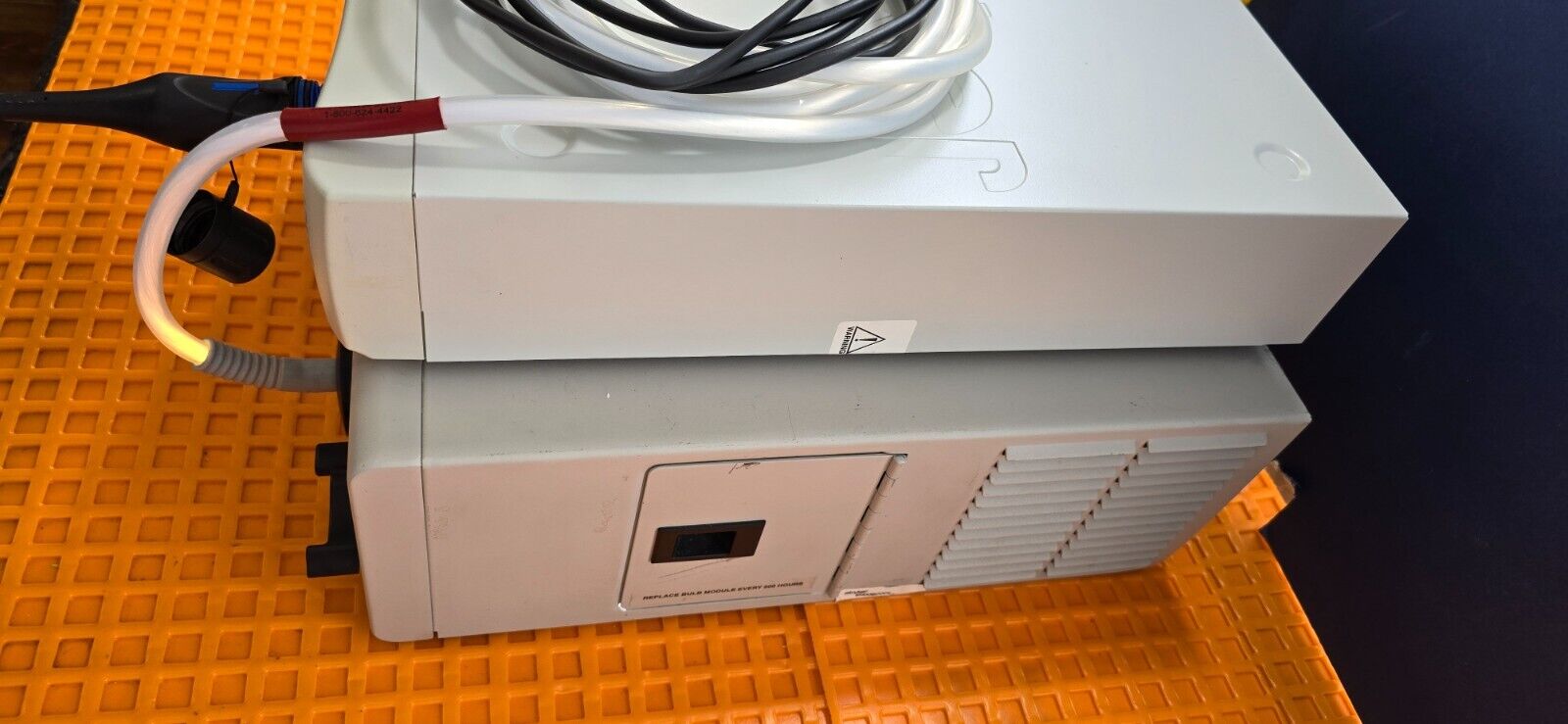 Stryker 1188 Camera Head, Controller, 6000 Light Source with Fiber Optic Cable