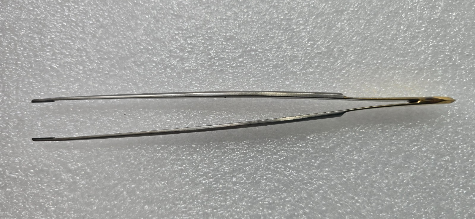 Codman 36-6005 Surgical Cushing Tissue Forceps 7" Carb Bite Tip