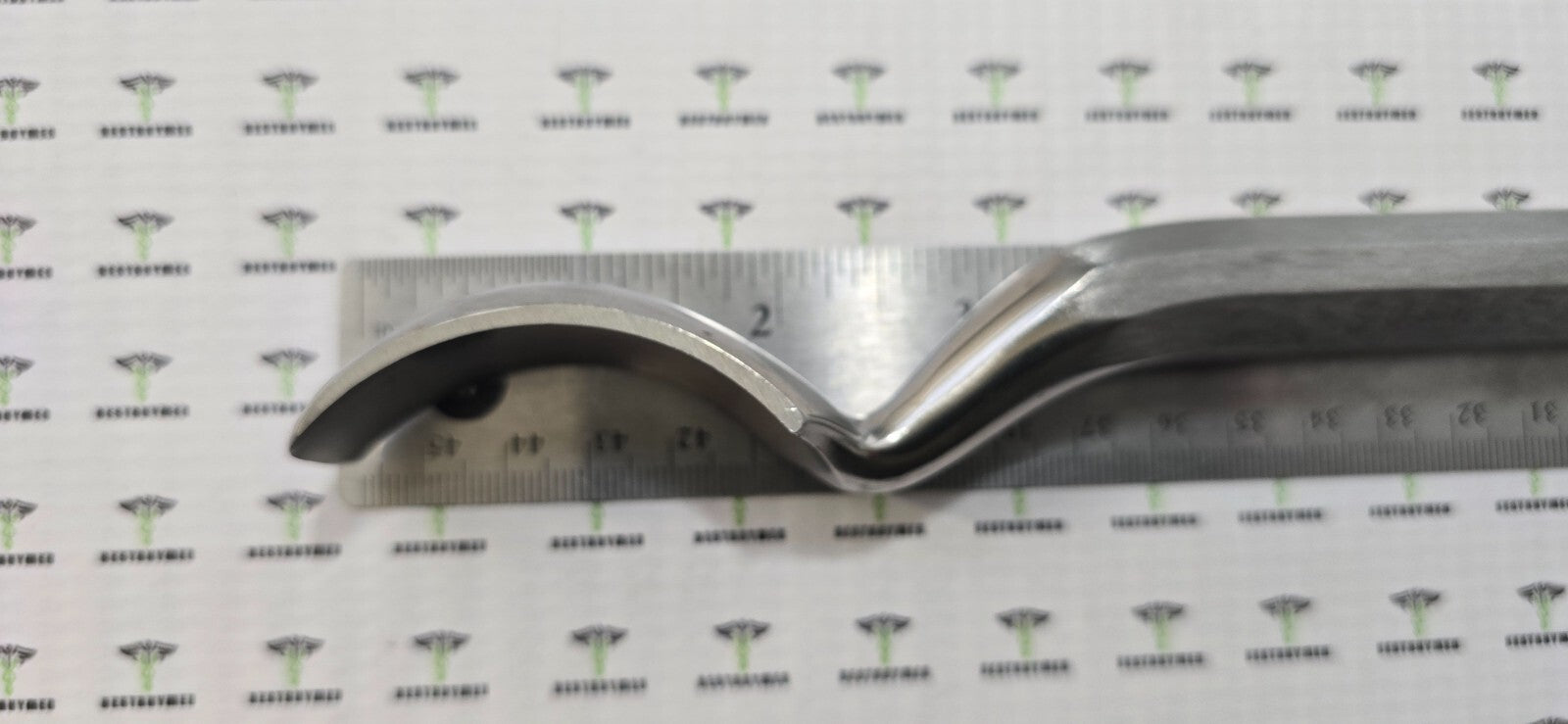 Codman Surgical Orthopedic Acetabular Gouge 9" Full Curved