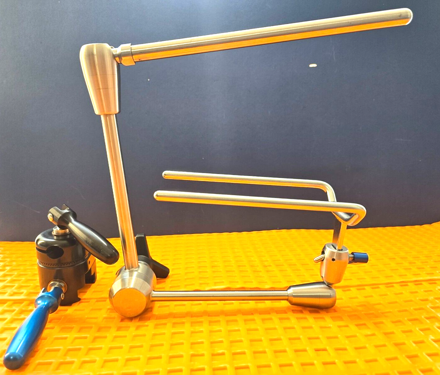 Allen Medical Surgical Table Mounted Retractor Arm with Automated Rail Clamp