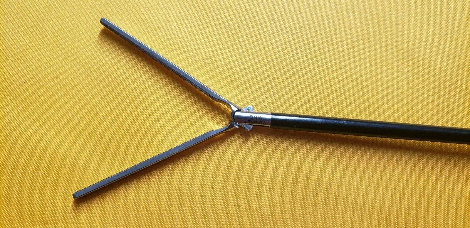 V. Mueller LA6504 Laparoscopic Debakey Forceps 5mm x 37cm Ratchet Handle