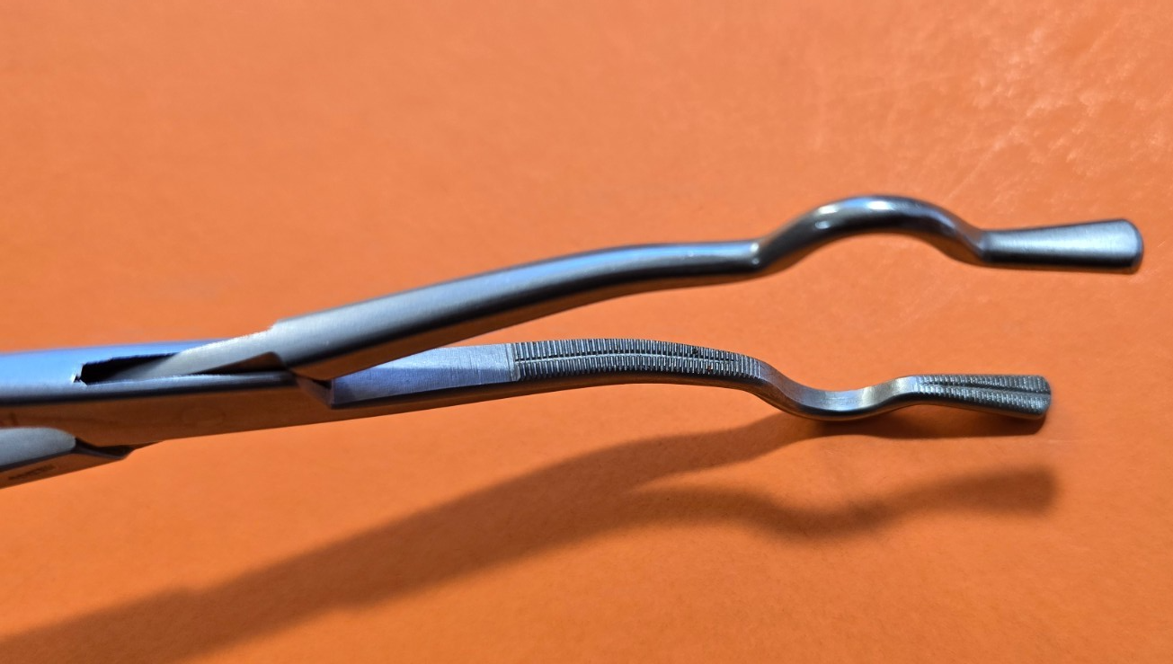 Pilling Surgical Cooley Vena Clamp 7.5" Jaws Length 45mm