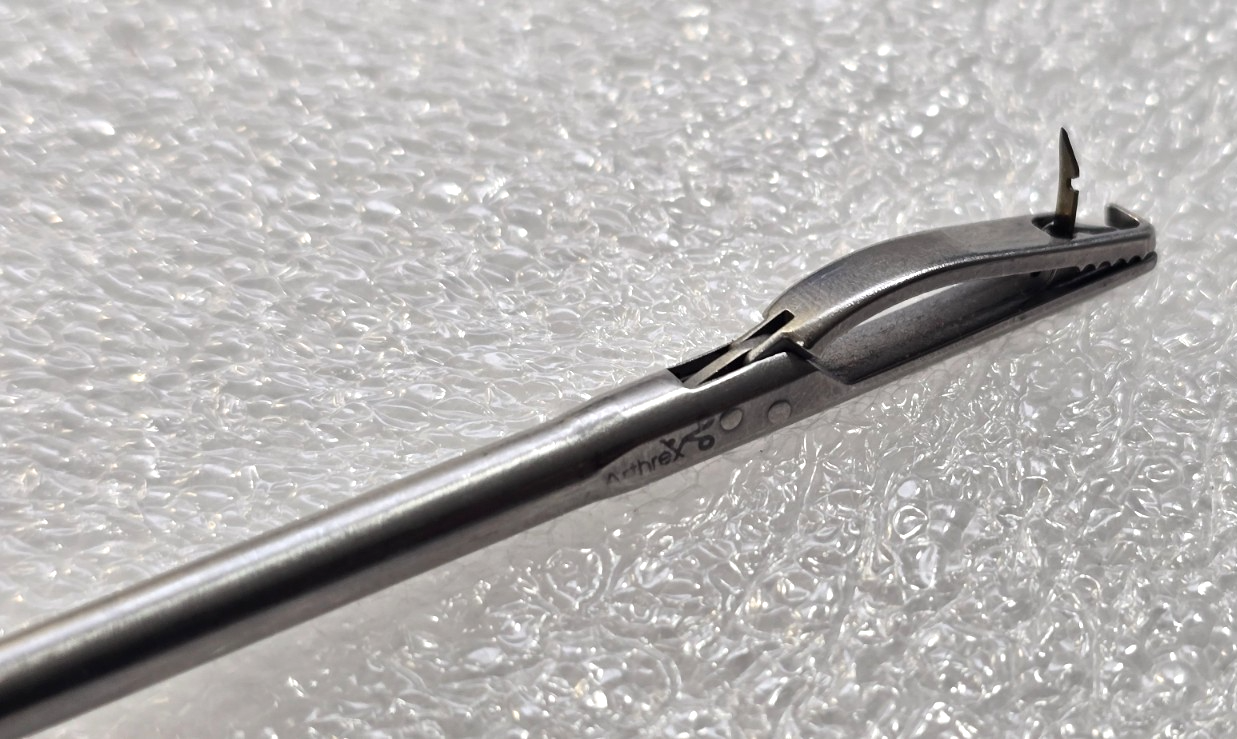 Arthrex AR-13993 Arthroscopic Scorpion Suture Passer .