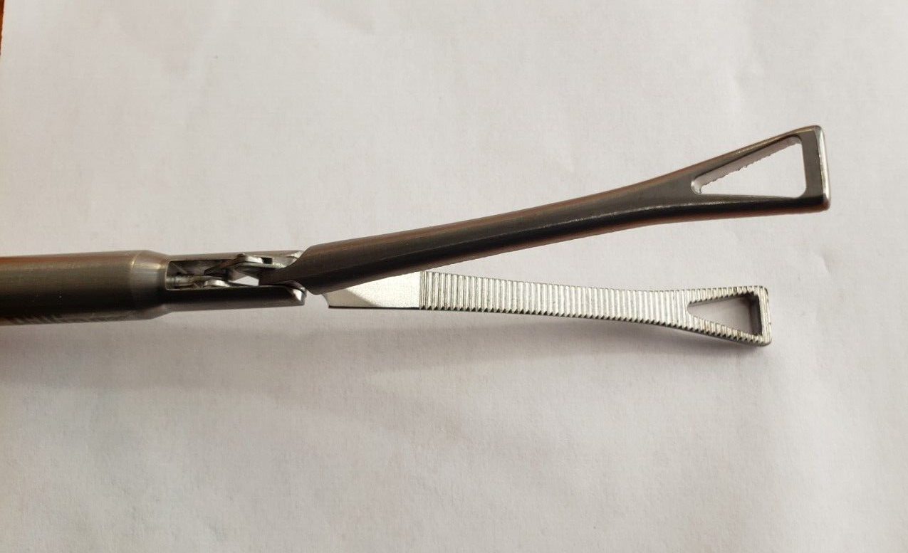 Pilling 131114A Surgical Landreneau Pennington Grasping Forceps Straight, 11"