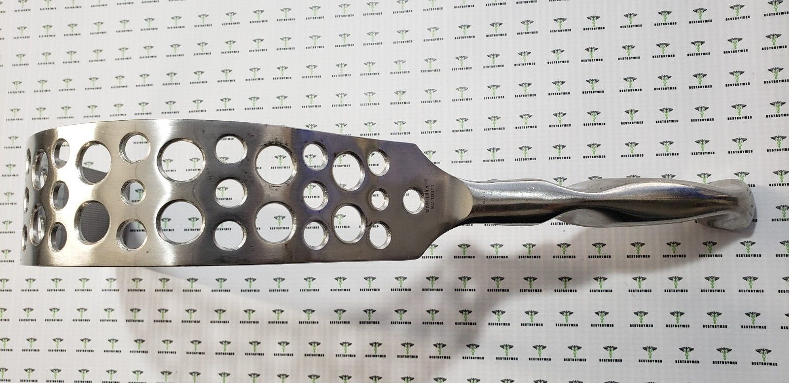 V.Mueller SU10311 Surgical Deaver Retractor 2" x  15" Long Lamb Handle