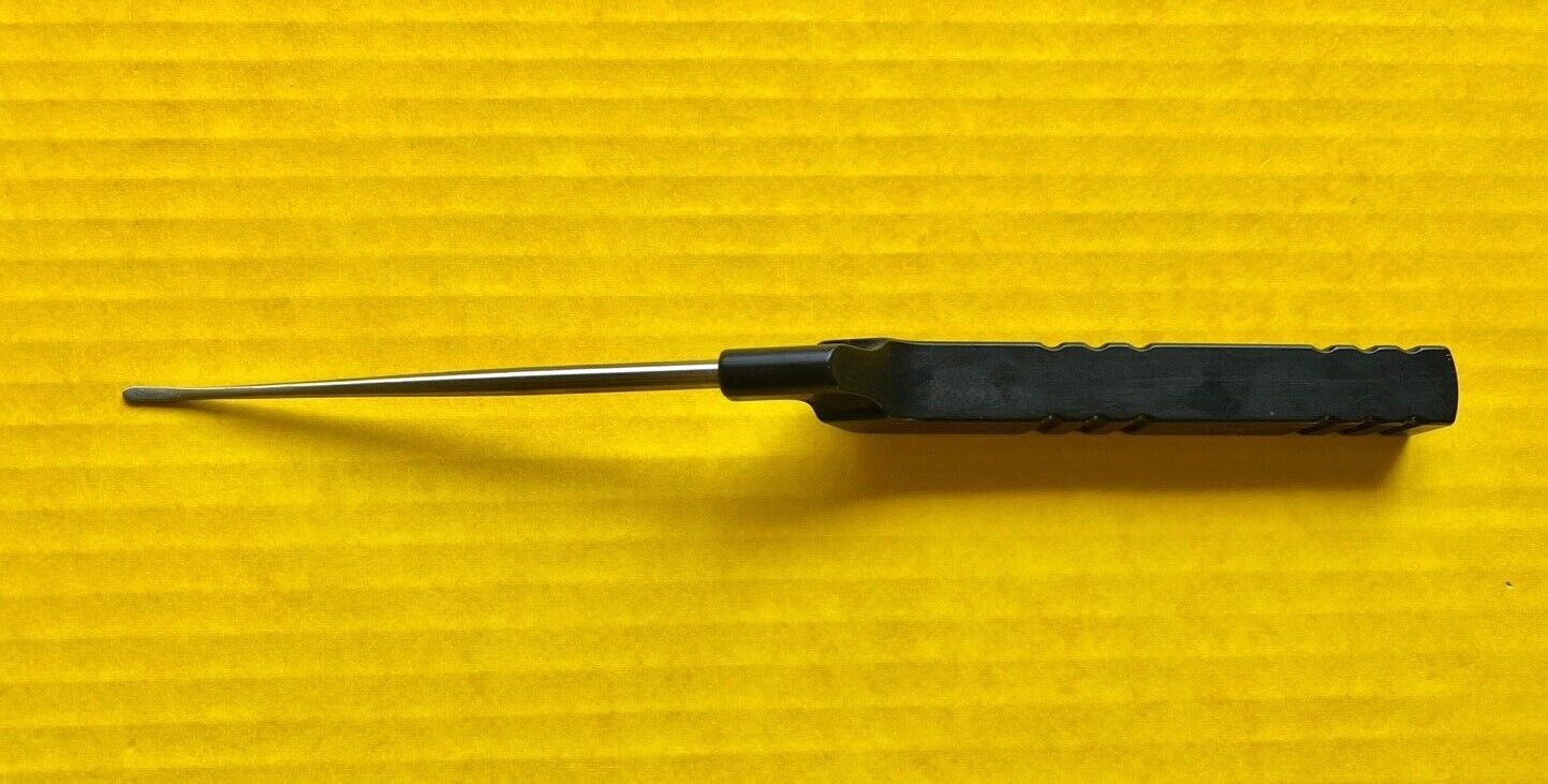 König Penfield #4 Lumbar Micro Axial Curette, 9.5" REF: MDS0463142