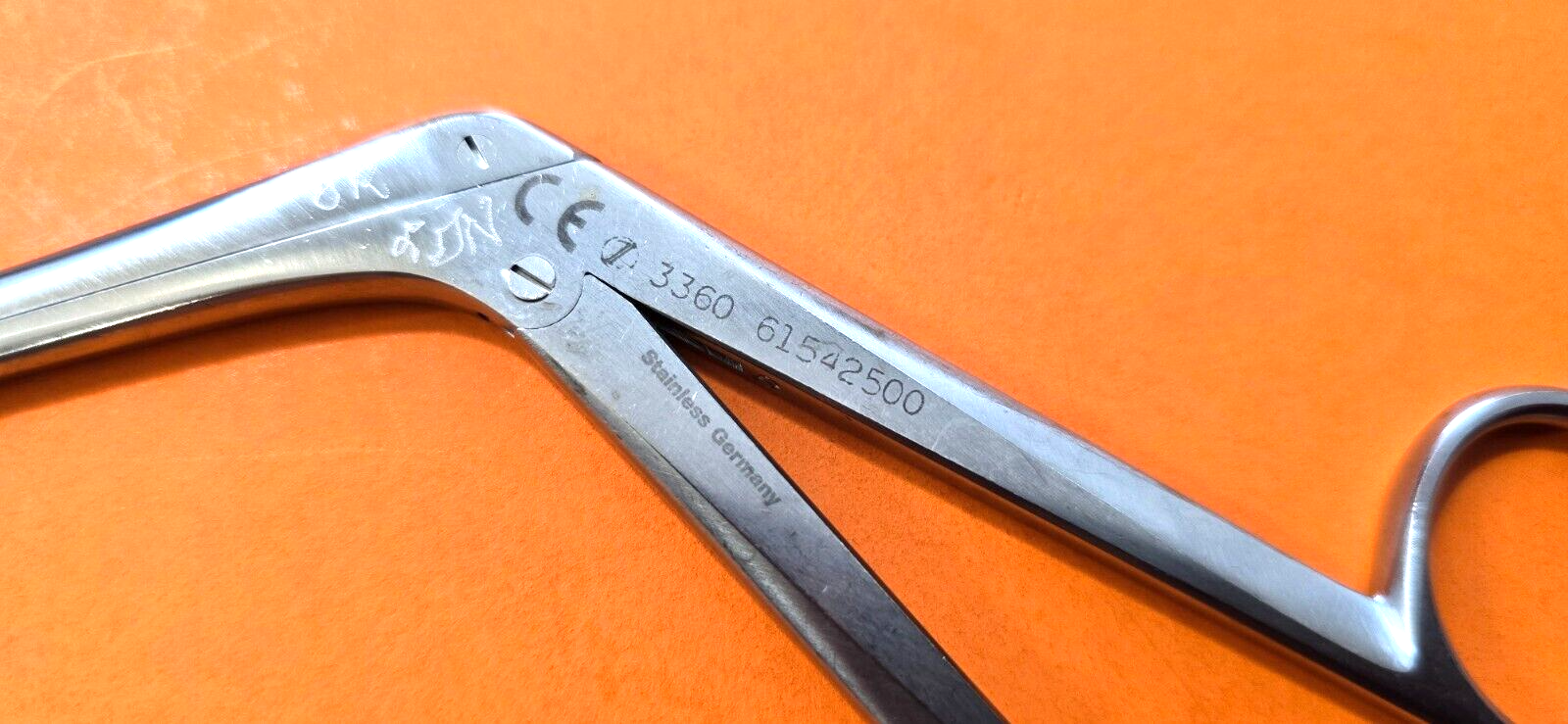 Zimmer 3360 Surgical Orthopedic Cushing Rongeurs 2x10mm Cup Jaw Straight