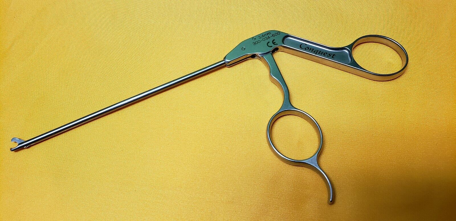 Stryker Conquest 300-034-600 Arthroscopic Hook Scissors 3.4mm Straight