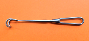 V.Mueller SU 3760 Surgical Green Thyroid Retractor 8.75" Curved