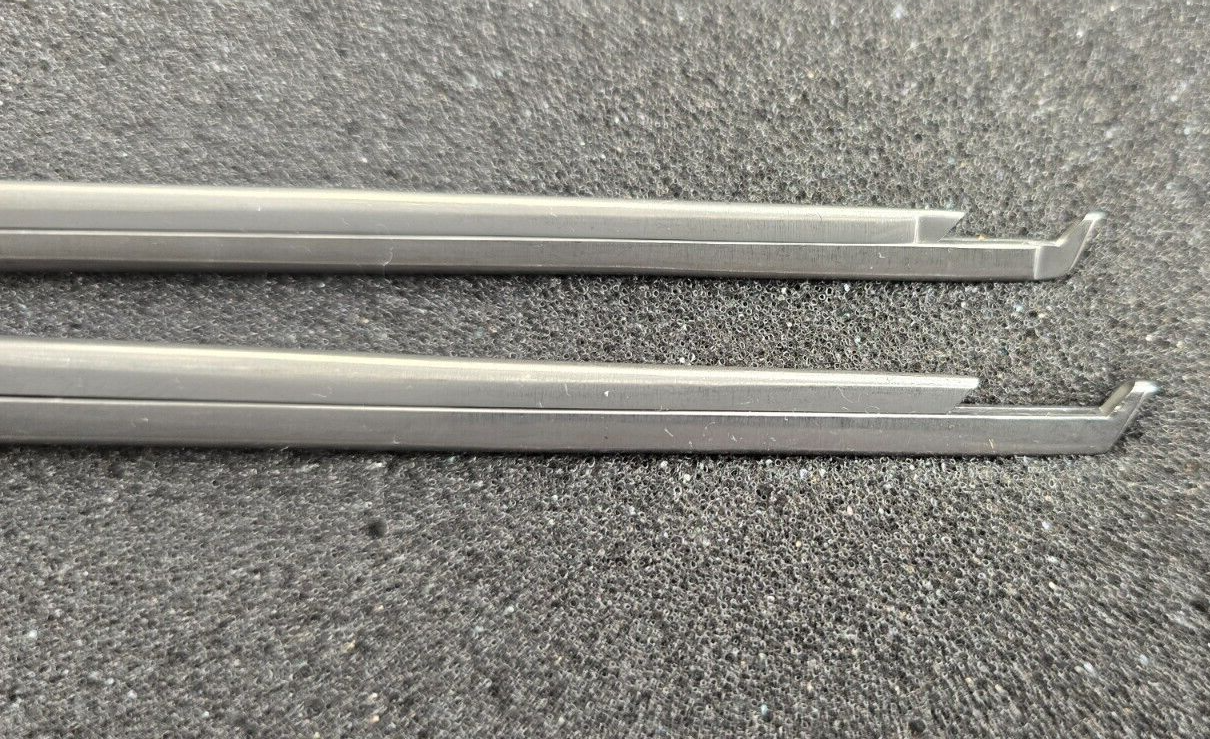 RUGGLES Surgical Kerrison Rongeurs 1mm,2mm  x 40deg UP 8" REF: RB4891