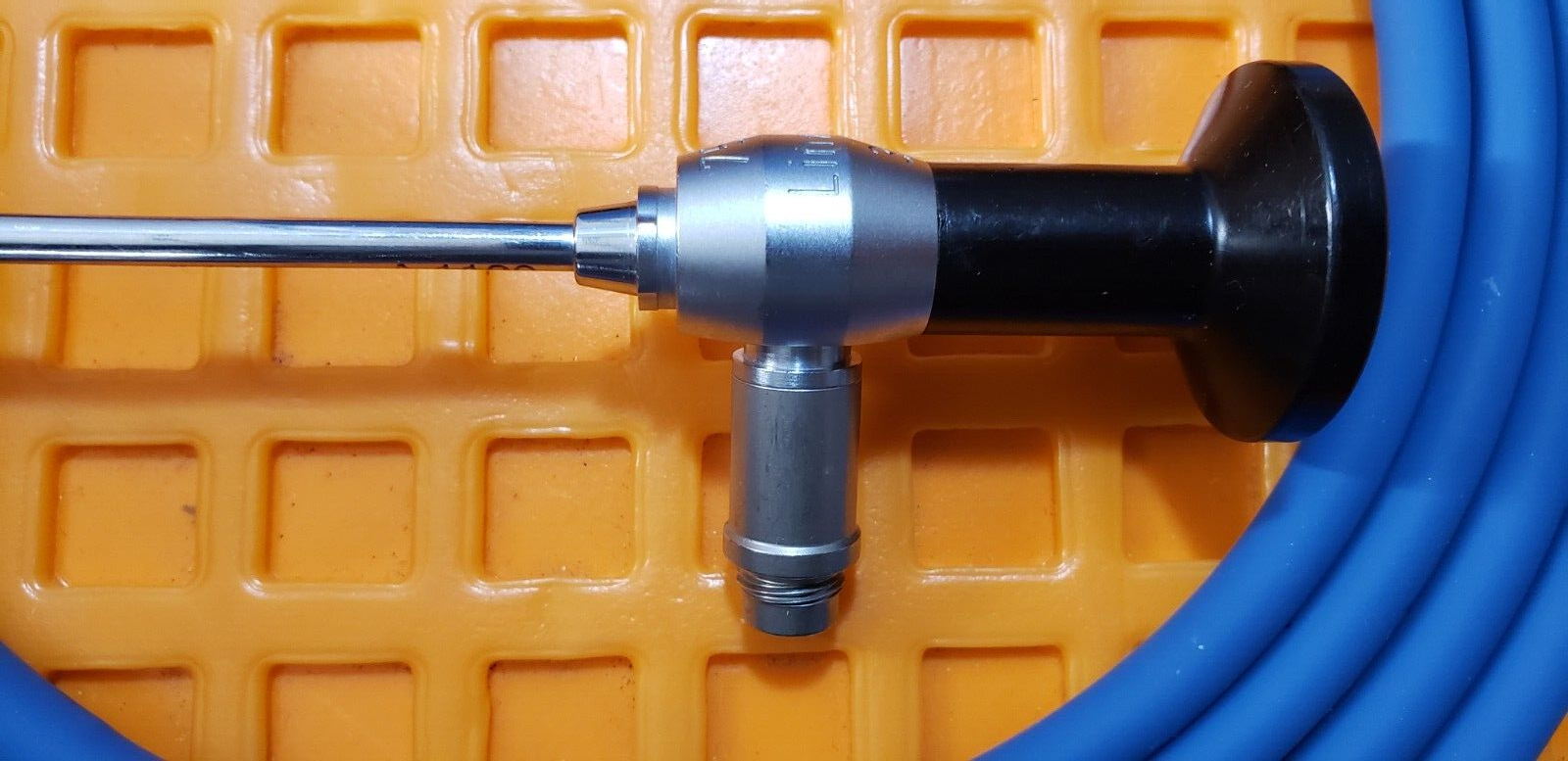 Linvatec 7583 Arthroscope 4mm x 30* degree with Fiber Optic Cable