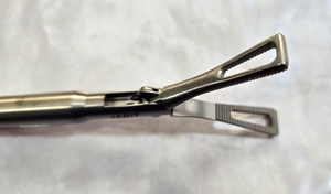 JARIT 600-150 Duval Grasping Forceps 10mm x33cm Double Action Ratchet Handle