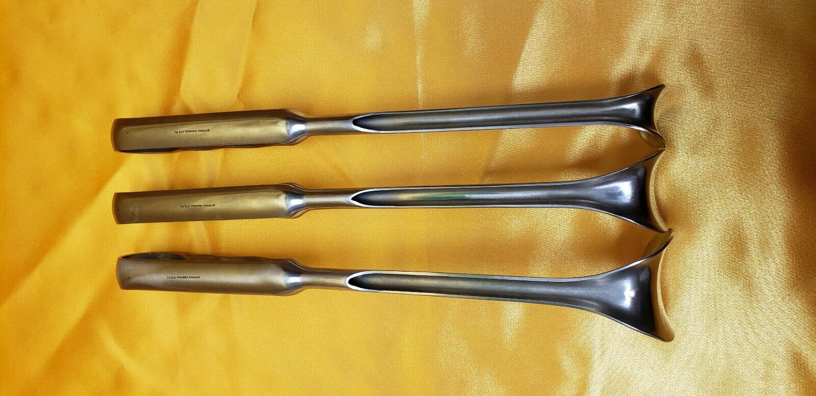 HU-FRIEDY Medical 16-321,16-326,16-331 Richardson Retractor 9.5" Small,M,Large