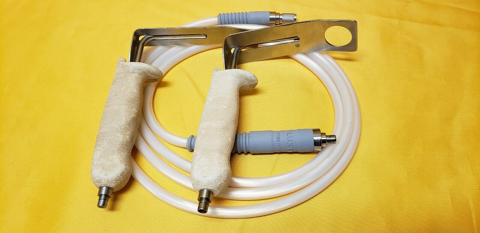 DEXTER Russell Fiber Optic Breast Retractor Set of 2 with Fiber Optic Cable