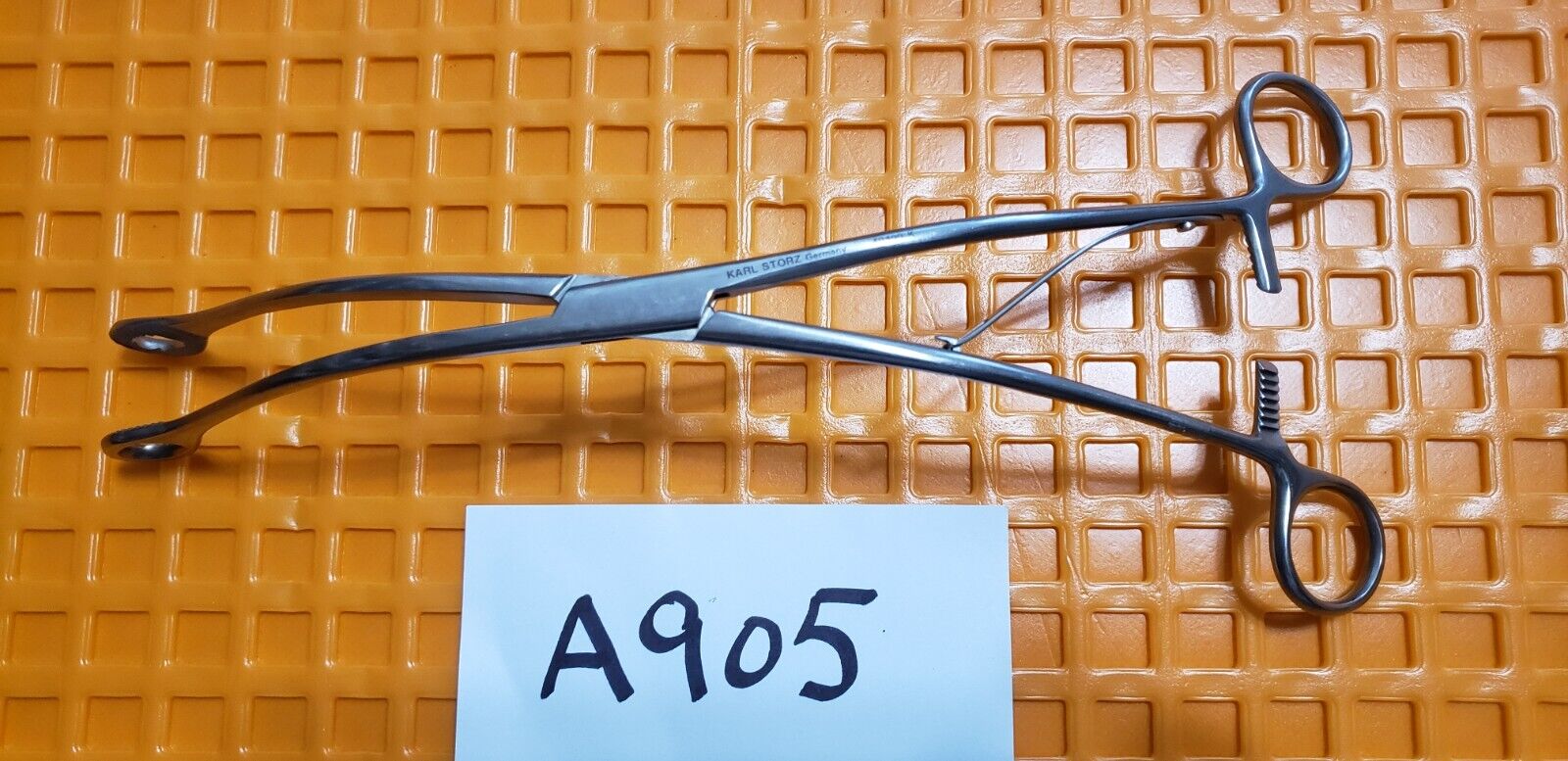 Storz 40400K Surgical Sponge Forceps 10" Curved Jaw & Shanks