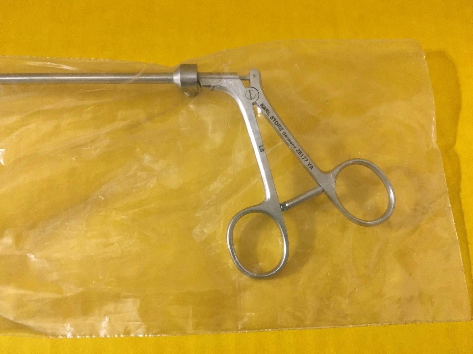Storz Surgical Vancaille Atraumatic Wavy Grasper, 5mm x 34cm REF: 26177 VA