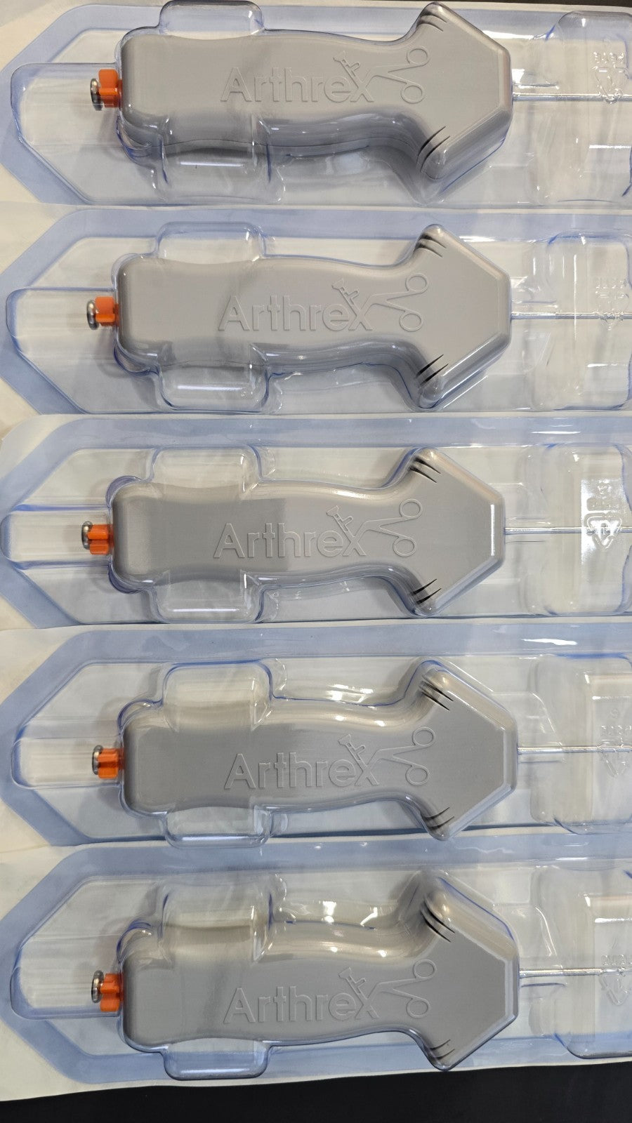 Lot of 5 Units Arthrex Surgical Orthopedic Anchor 2.5 x 8mm , Ref: AR-8 82 5