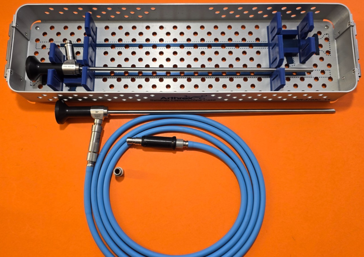Arthrex 4K 3351-5530 Laparoscope 5.5mm x 30* x 30cm Set & Dyonics Fiber Cable